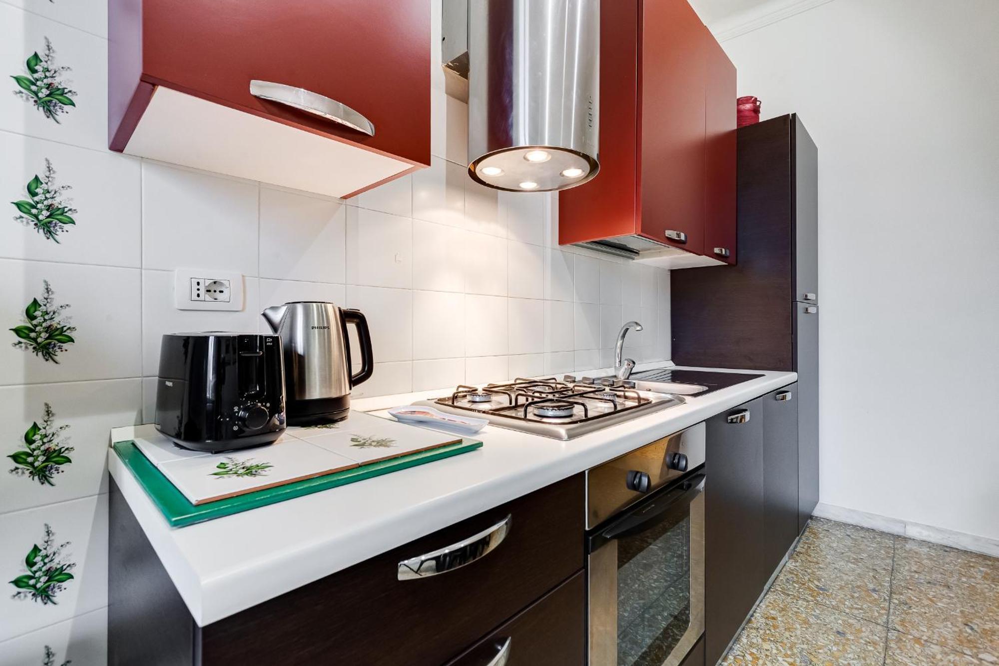 Vivilo Collection - San Vito View Apartment - 3 Bdr 2 Baths روما المظهر الخارجي الصورة