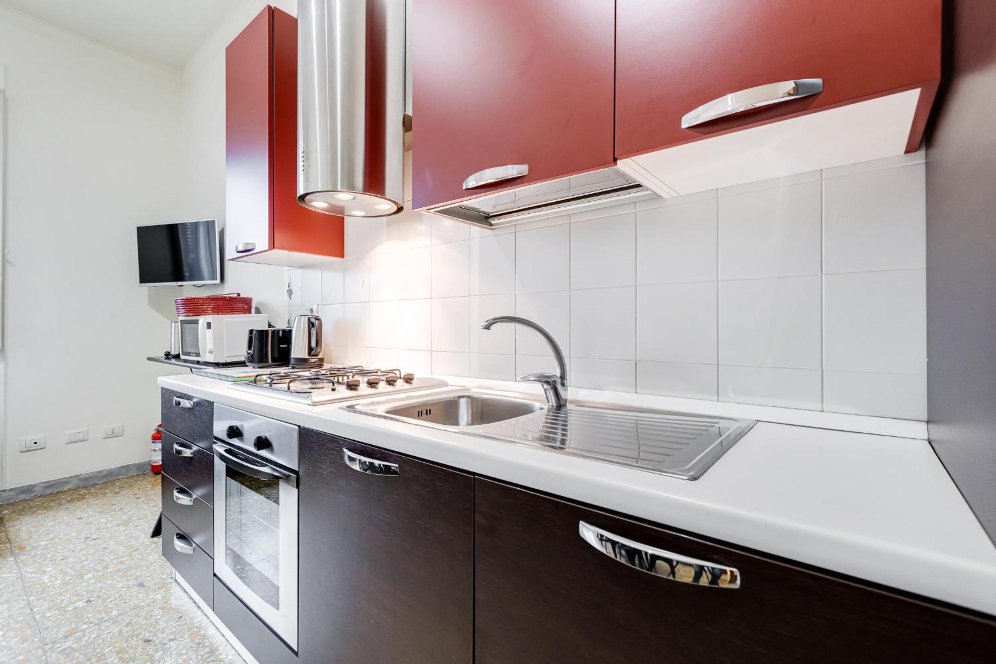 Vivilo Collection - San Vito View Apartment - 3 Bdr 2 Baths روما المظهر الخارجي الصورة