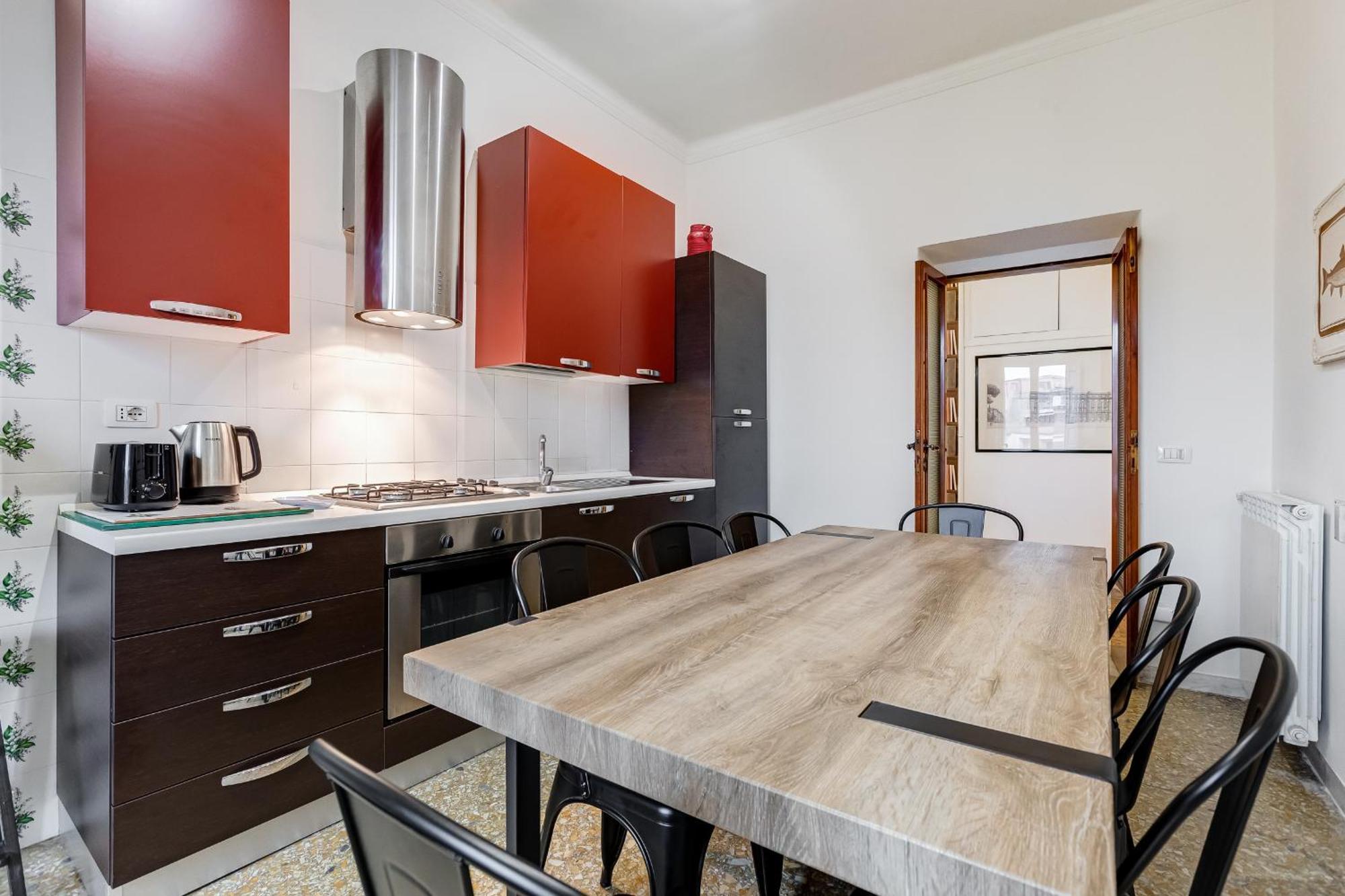 Vivilo Collection - San Vito View Apartment - 3 Bdr 2 Baths روما المظهر الخارجي الصورة