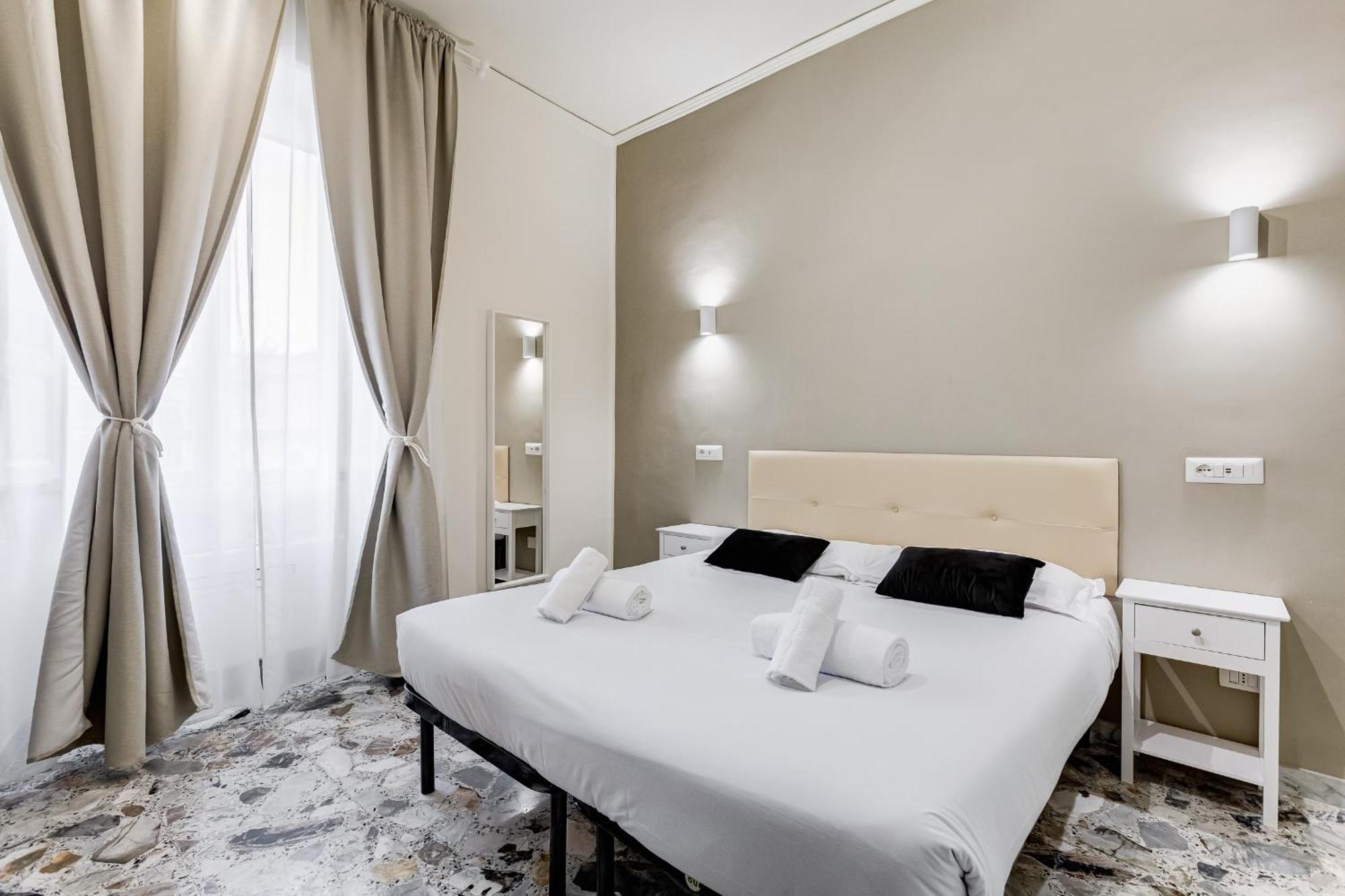 Vivilo Collection - San Vito View Apartment - 3 Bdr 2 Baths روما المظهر الخارجي الصورة
