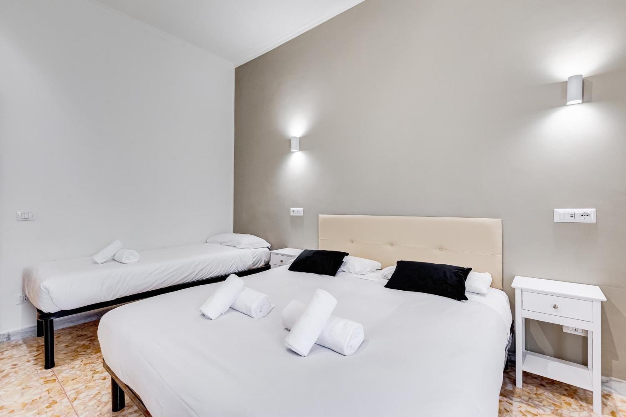 Vivilo Collection - San Vito View Apartment - 3 Bdr 2 Baths روما المظهر الخارجي الصورة